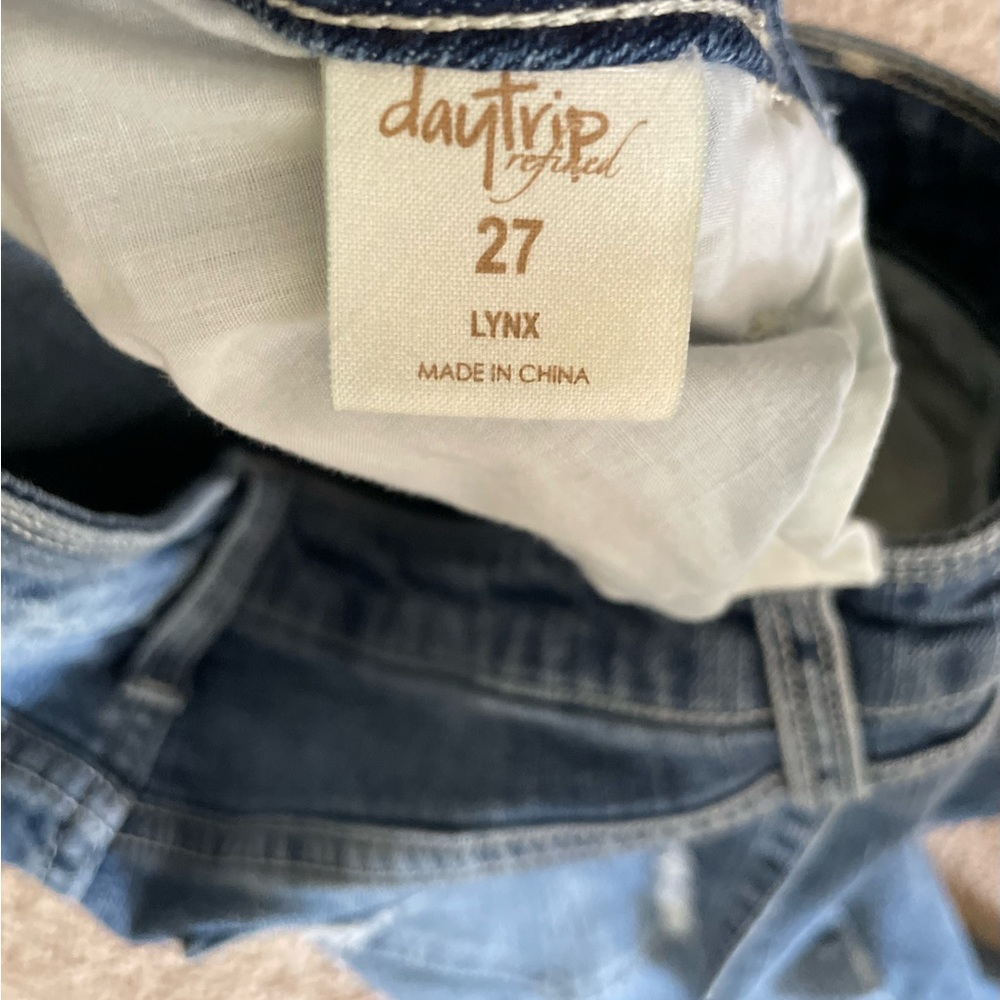 Jeans - Picture 3 of 4